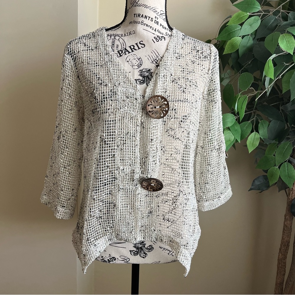 Nina Leonard Coconut Button Shrug Off-White Sz S